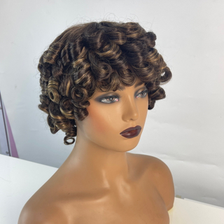 Peluca de cabello humano afro rizado con flequillo Virgen brasileña Cambia de cabello humano rizado corto para mujeres negras